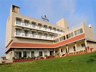 Tanarika Resort Bhusāwal Exterior foto